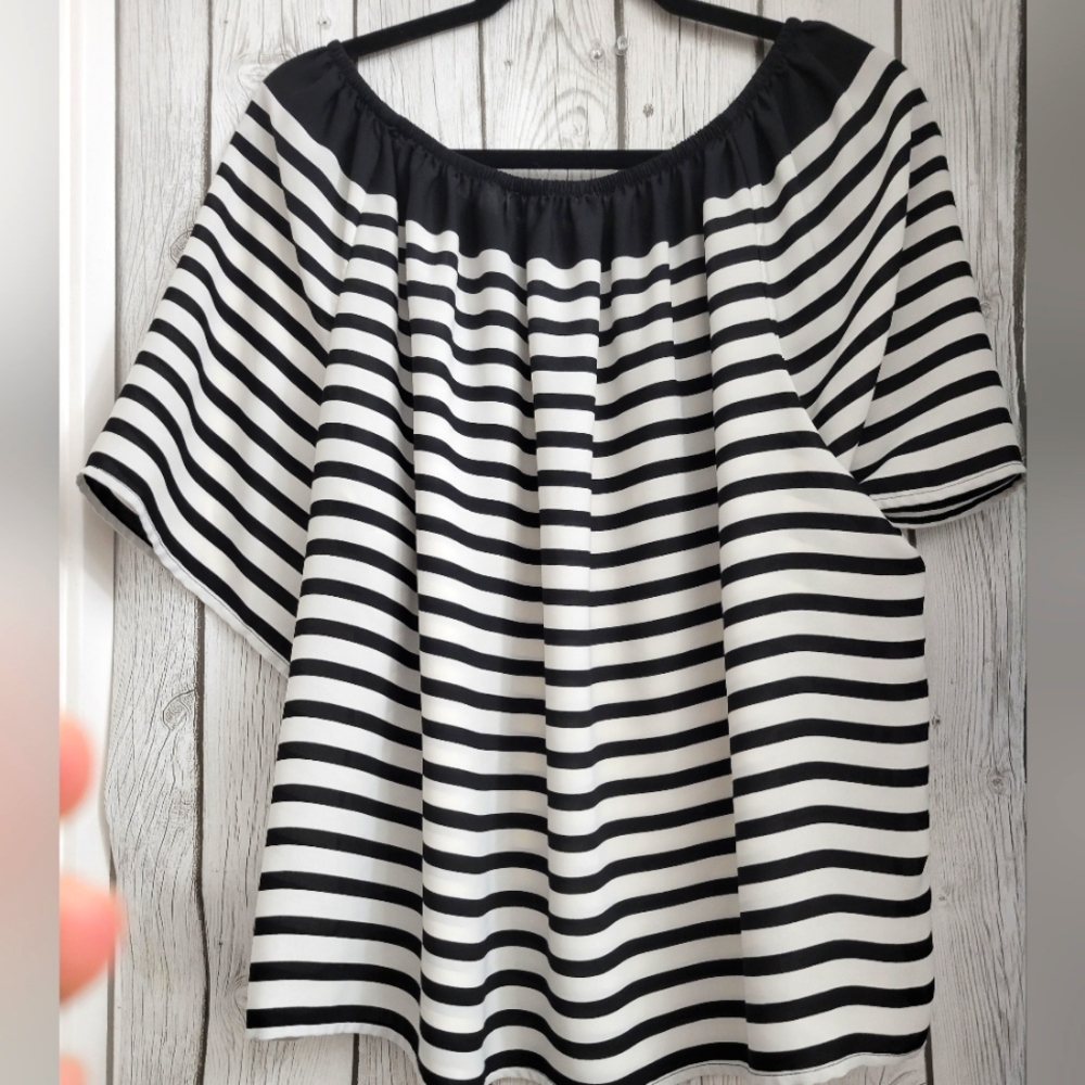 Blouse - Picture 4 of 6